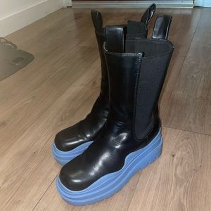 Chelsea boots 🖤🤍